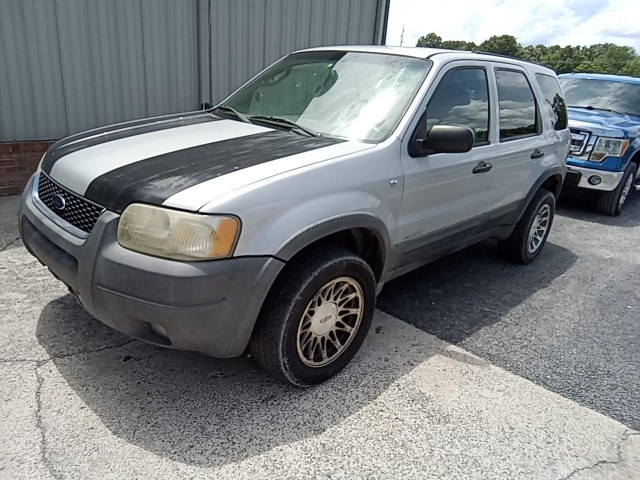 BUY FORD ESCAPE 2002 4DR 103