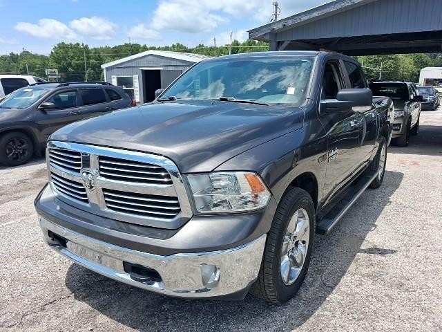 BUY RAM 1500 2016 4WD CREW CAB 140.5