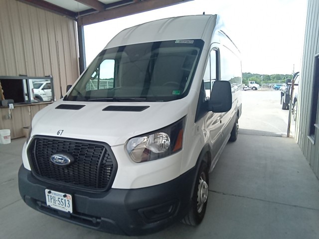 BUY FORD TRANSIT CARGO VAN 2023 T-250 148